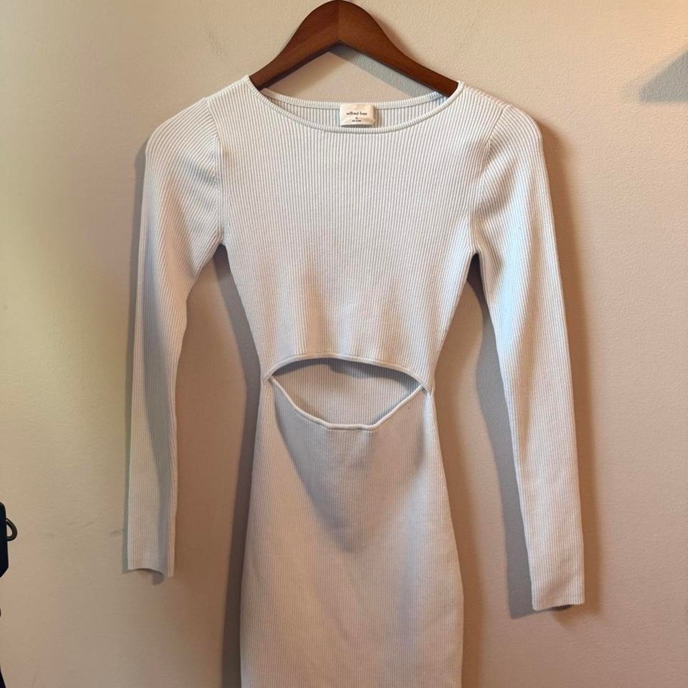 Wilfred Free Dress Very Light Blue/White Ribbed Cutout Detail